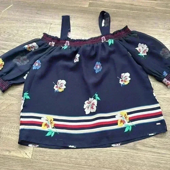 Tommy Hilfiger | Black Off The Shoulder Floral Blouse Size Small - Picture 2 of 11